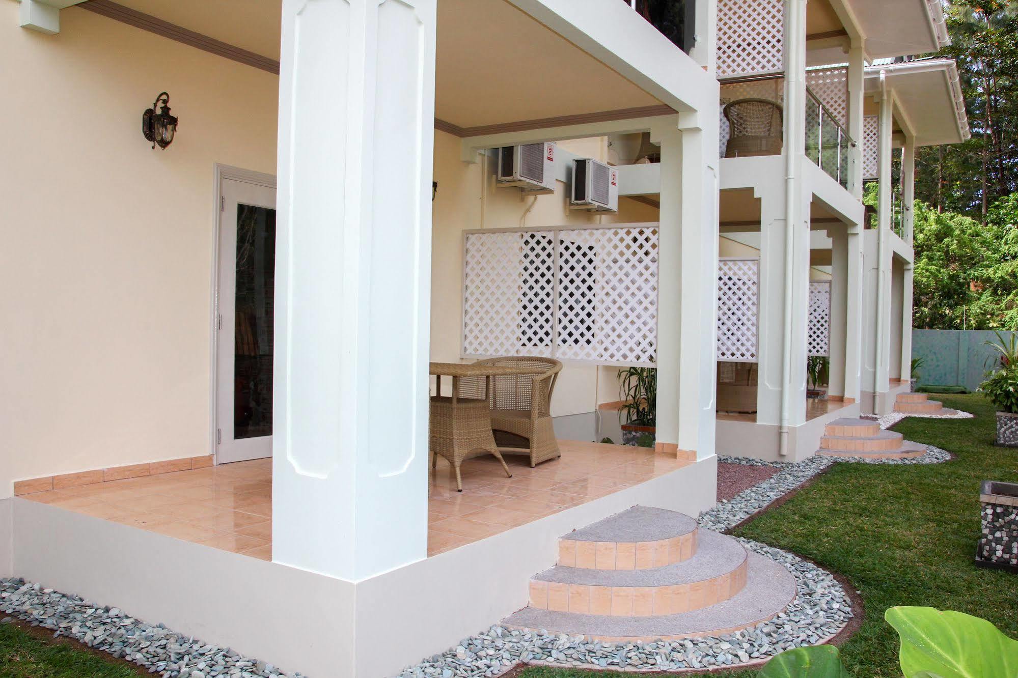 באיה סיינטה אנה Chez Bea Luxury Villa מראה חיצוני תמונה